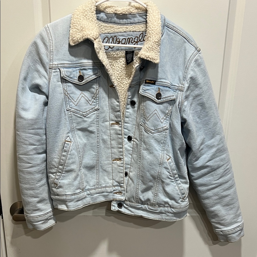 Wrangler Light Blue Denim Jacket with Cream Sherpa Collar